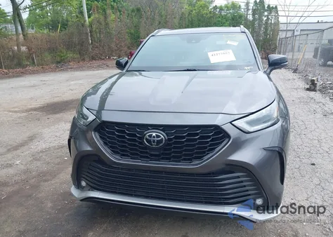 2021 Toyota Highlander Xse z USA, uszkodzony, nr VIN 5TDLZRAH7MS056497